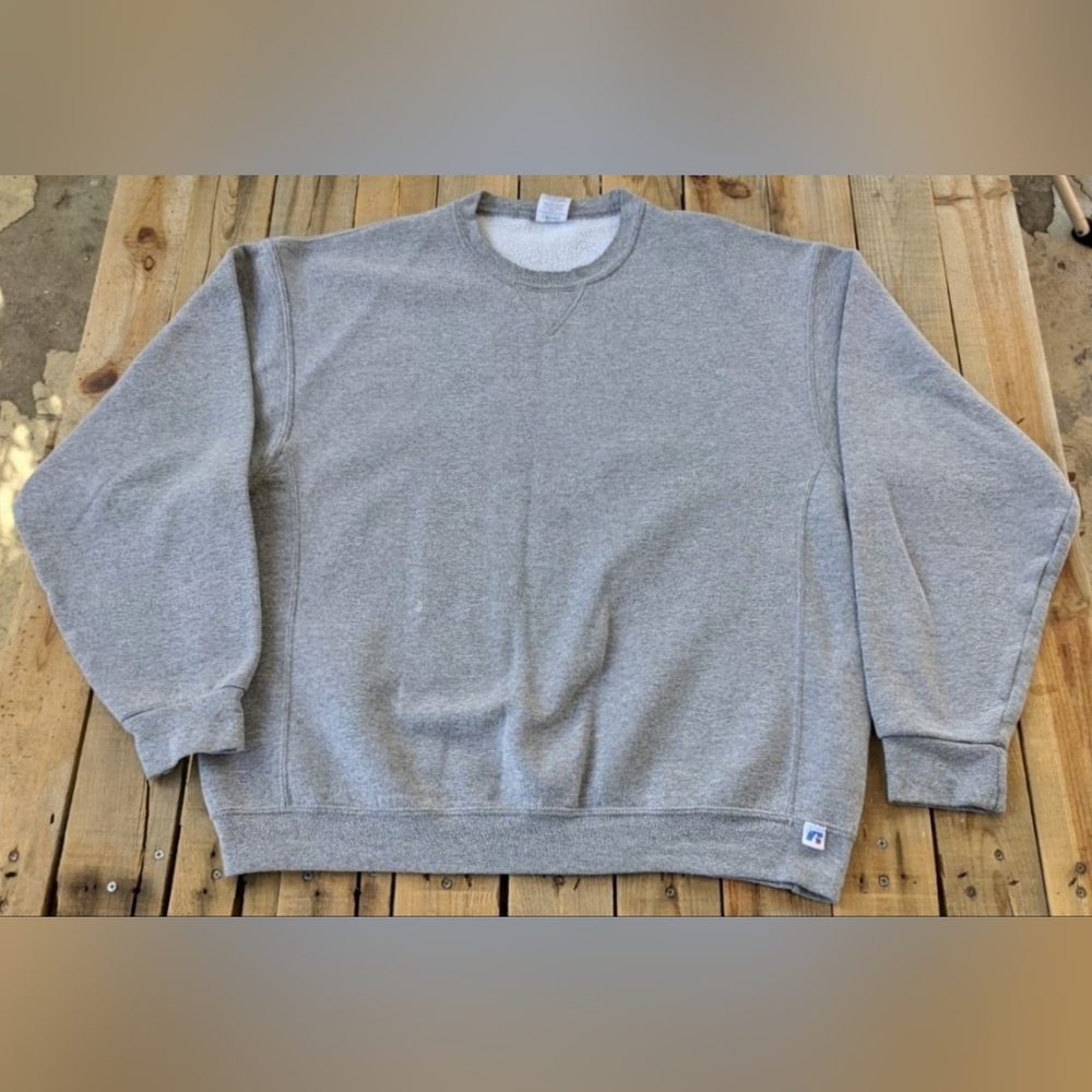 2000's Russell Athletic Blank grey sweatshirt  Men's Size XL